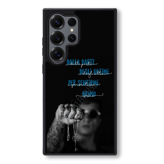 Cover Samsung Ultimo "Dalla parte degli ultimi per sentirsi primo"